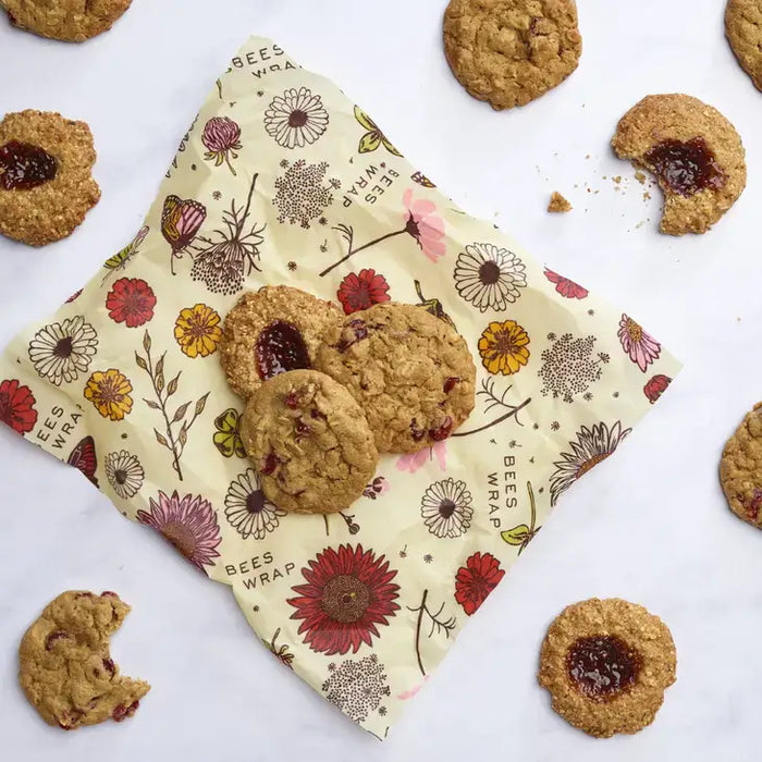 Bee's Wrap Plant-Based Meadow Print and Cookies