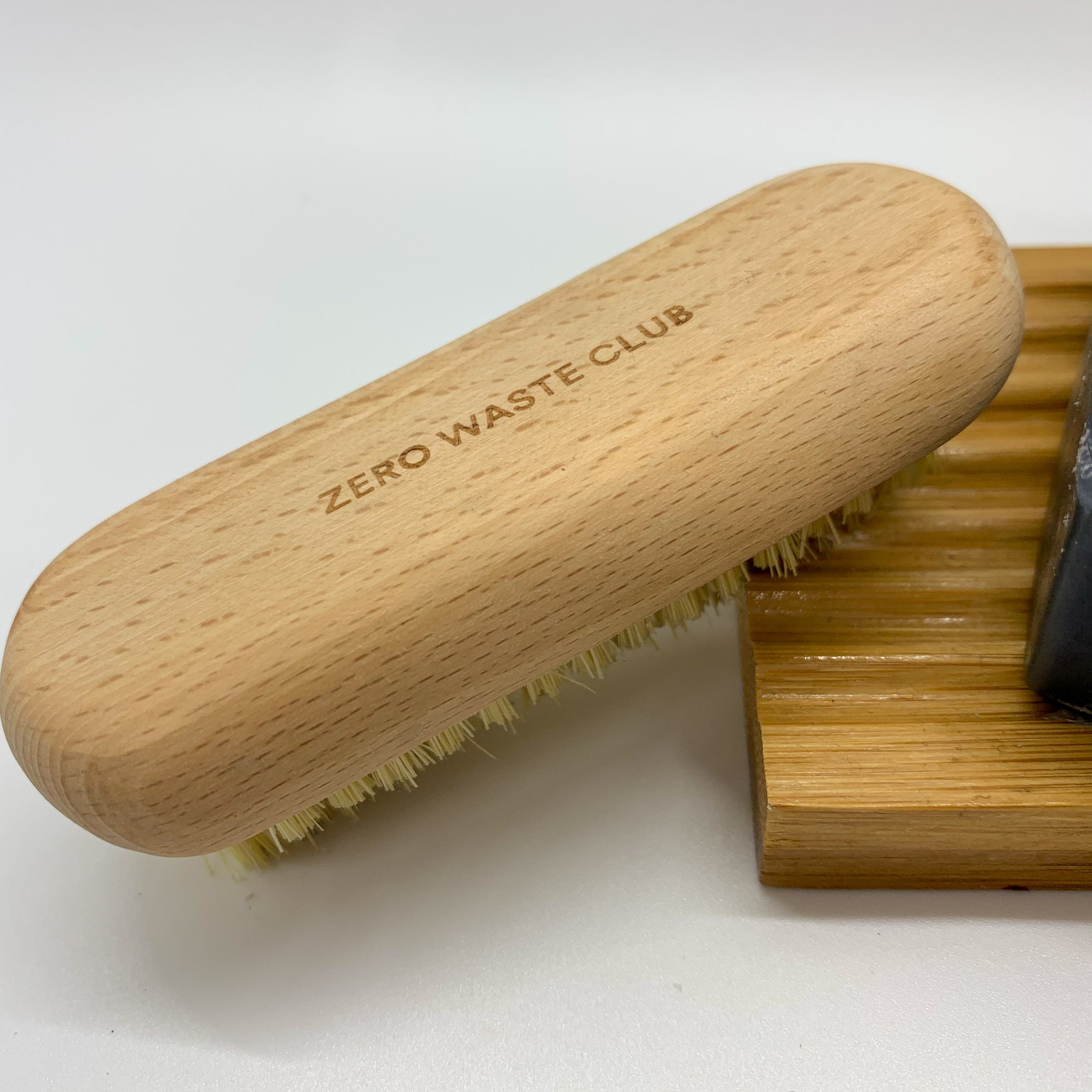 Natural Bamboo Nail Brush - ECOccasion